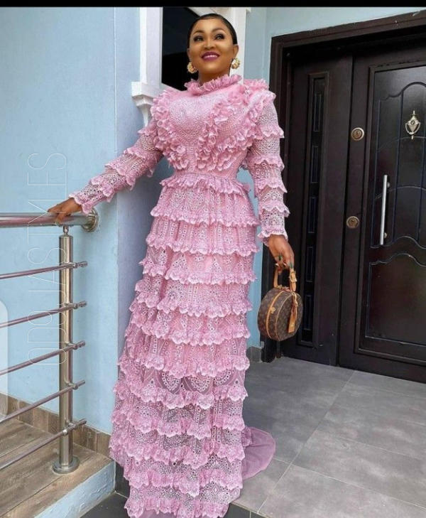 45+ Radiant Baby Pink Colour Lace Aso-Ebi Styles For Owambe (19)