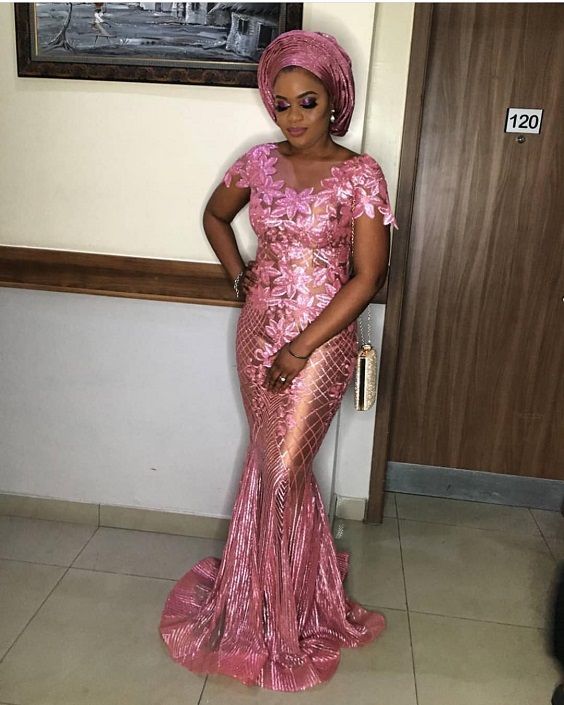 2019 Absolutely Beautiful Asoebi Long Gown Styles