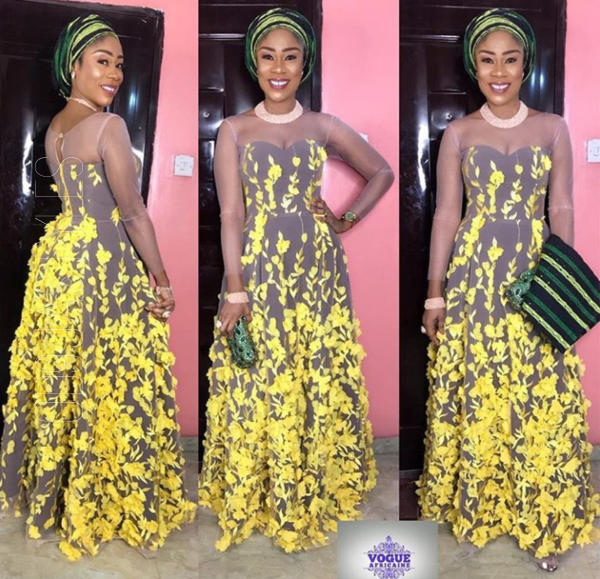 Captivating Yellow Dress Styles For Your Next OccasionParty (13)