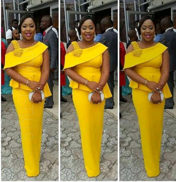 Look Classy And Mature To Your Next Occasion With These Yellow Fabric Styles (6)