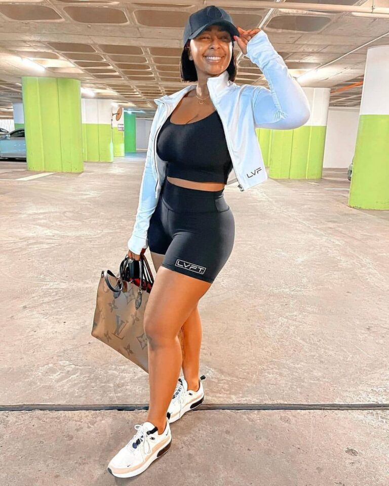 Slay the Weekend with these 20 Outfit Combos, Volume 20.