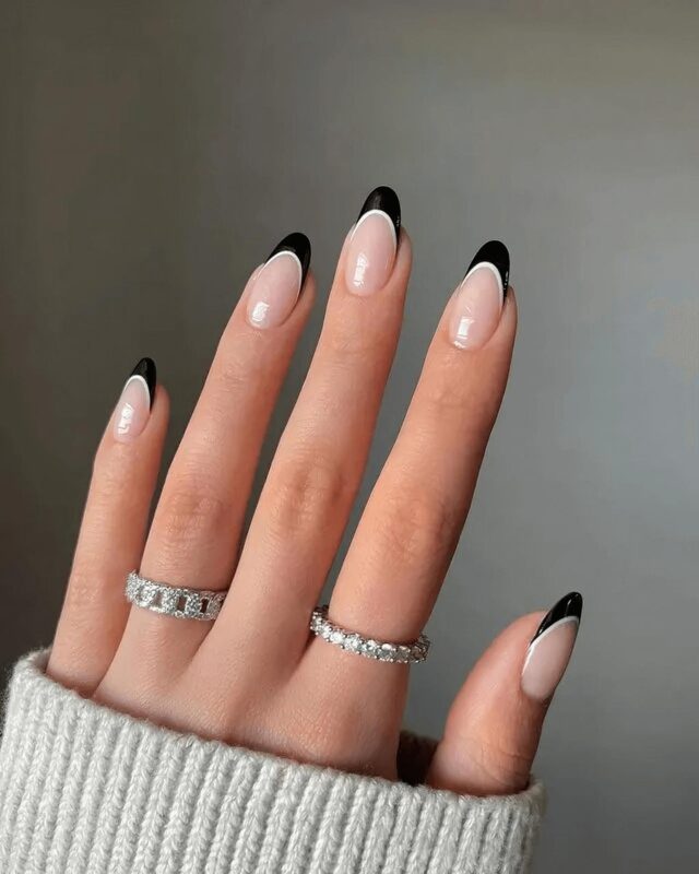 30 Classy Black Nail Designs to Glam You Up