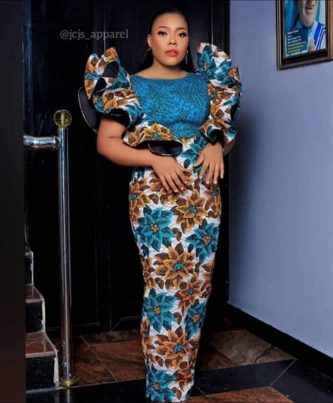 “Dive into Elegance: A Captivating Exploration of Ankara Gown Styles for Fashion-Savvy Women 🌟👗”